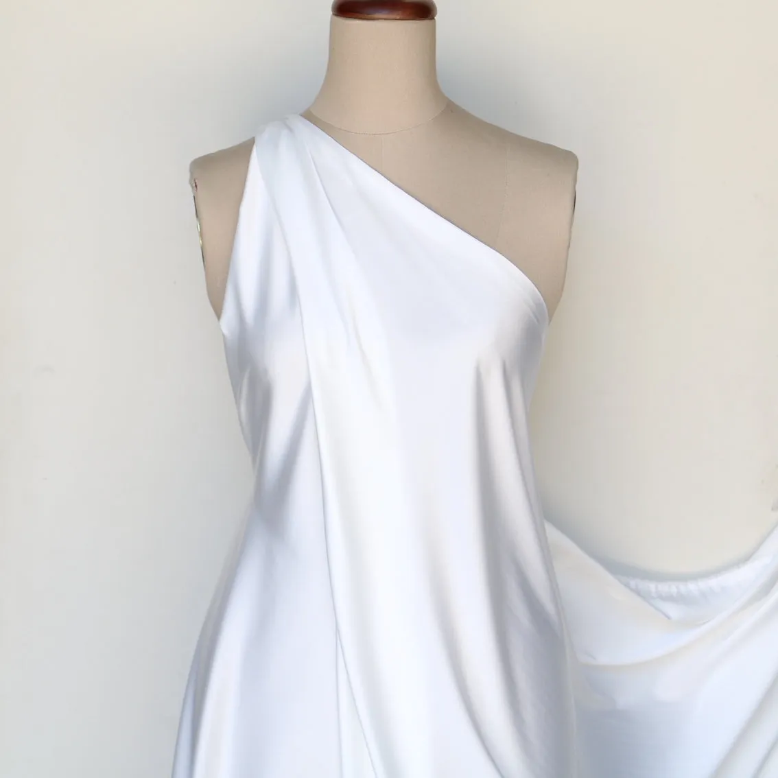 Perla Ivory Stretch Lining